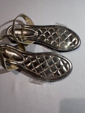CHARLOTTE RUSSE flat sandals gold metallic quilted, clear toe strap, glam size 9